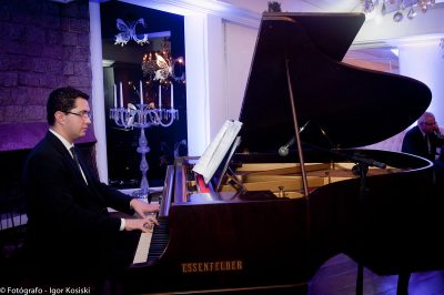 Músico para evento Curitiba com piano de cauda - Heber de Castro